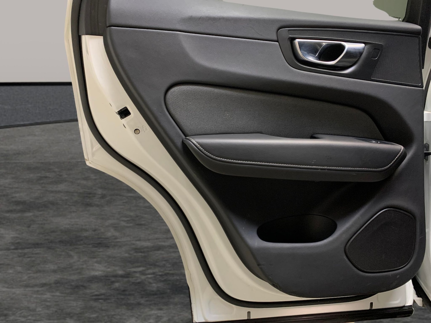 Used Volvo XC60 2021 for sale - 77240613: Photo 24