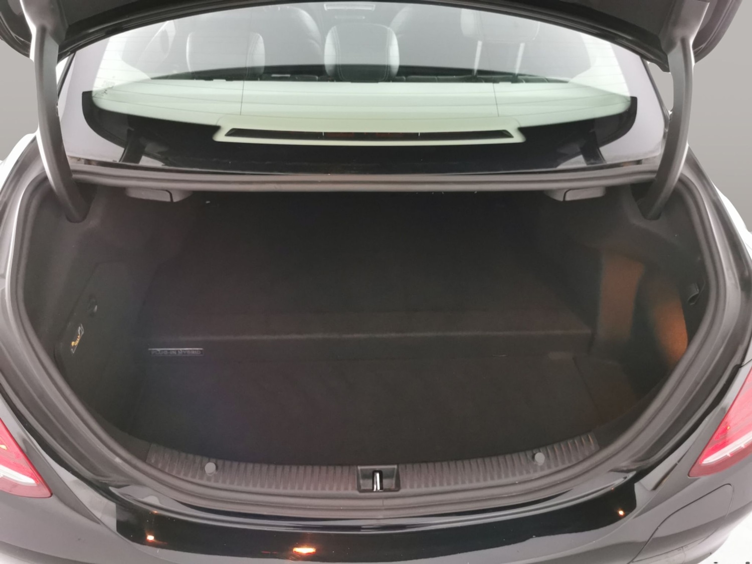 Used Mercedes-Benz C Class 2018 for sale - 77293799: Photo 33