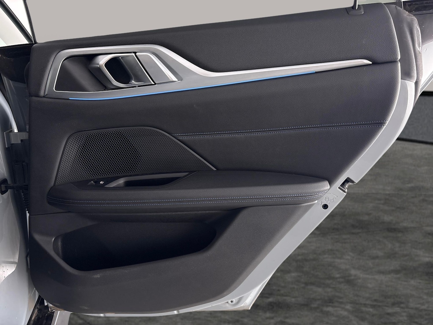 Used BMW i4 2022 for sale - 77036553: Photo 30