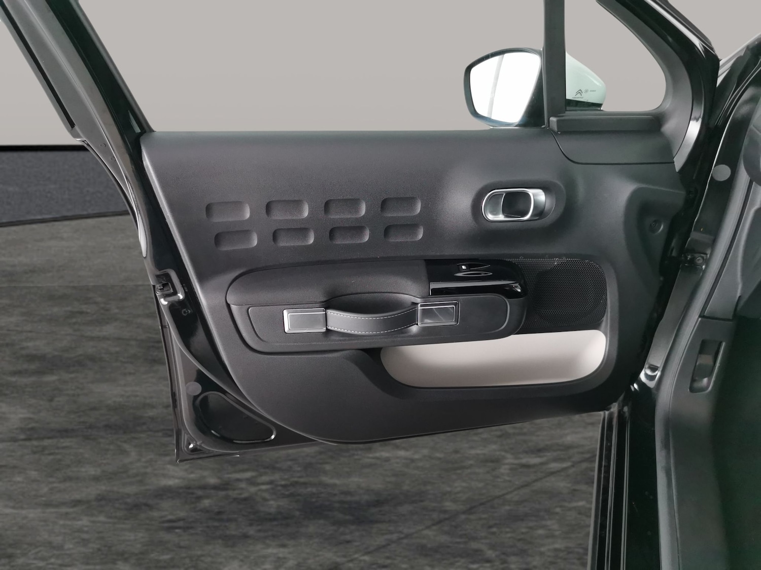 Used Citroen C3 2023 for sale - 77012186: Photo 21