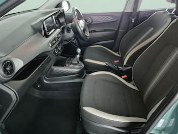 Used Hyundai i10 2024 for sale - 79693923: Photo