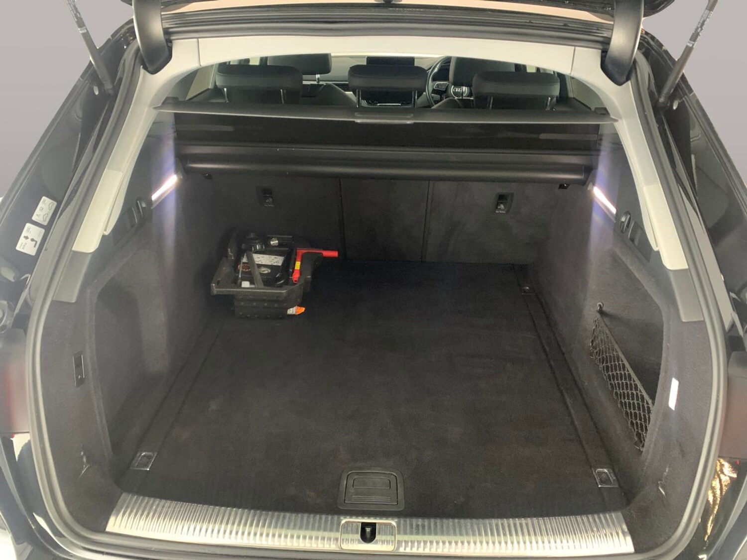 Used Audi A4 2021 for sale - 78001055: Photo 27