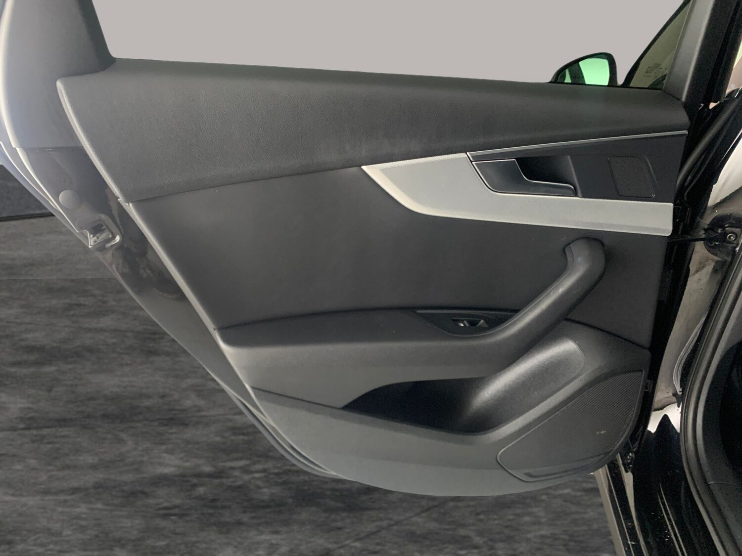 Used Audi A4 2021 for sale - 78001055: Photo 30