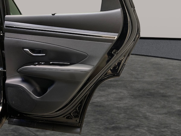 Used Hyundai TUCSON 2022 for sale - 76310610: Photo 41
