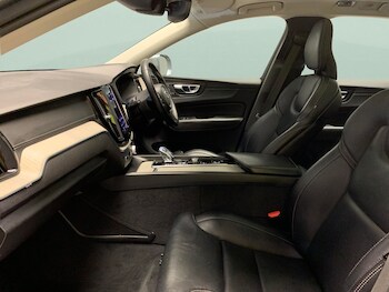 Used Volvo XC60 2021 for sale - 75528313: Photo
