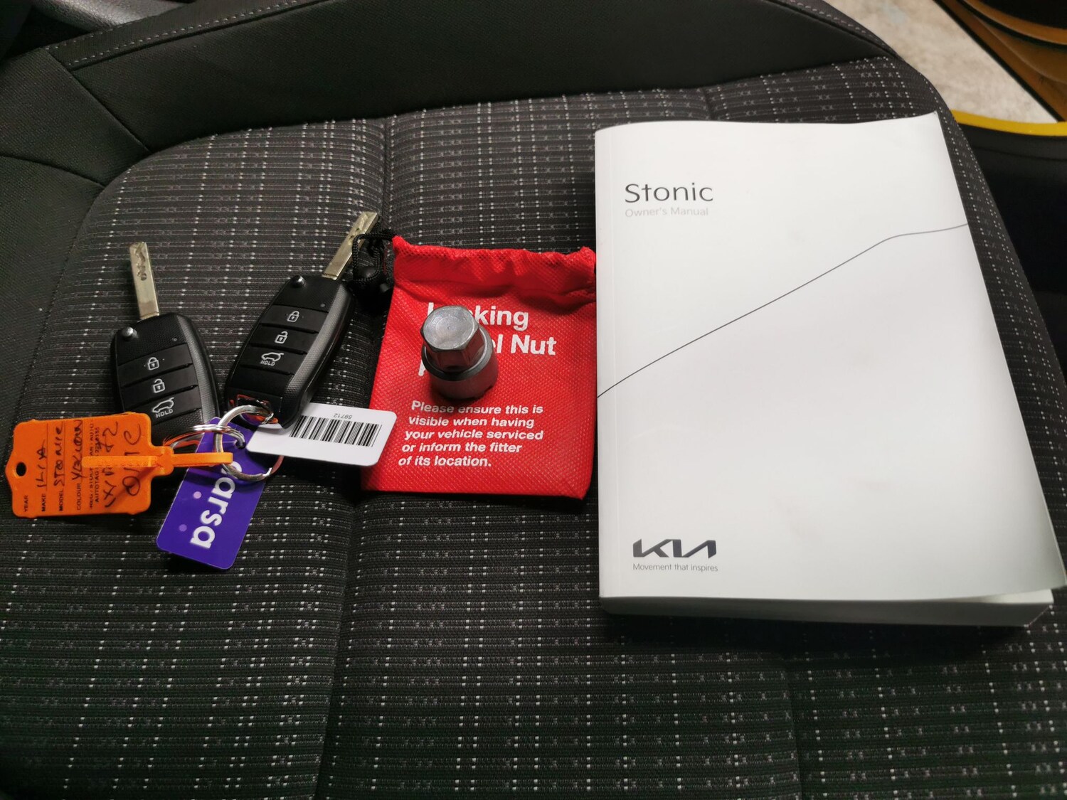 Used Kia Stonic 2022 for sale - 77397628: Photo 29