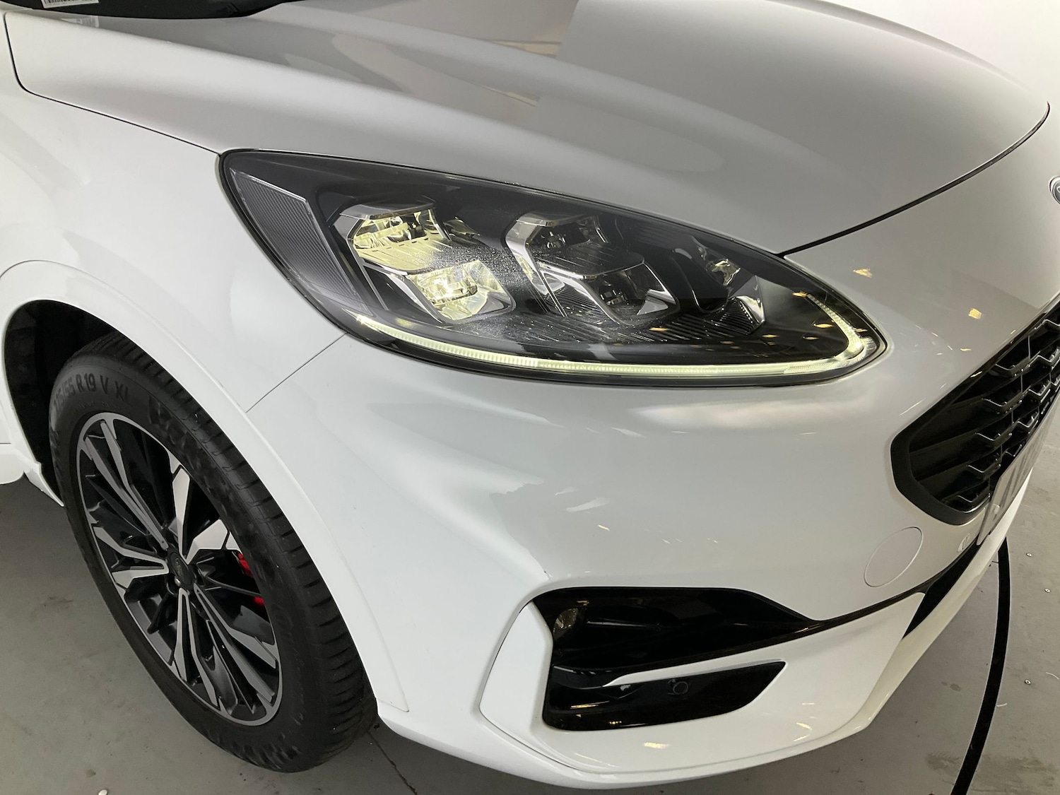 Used Ford Kuga 2023 for sale - 76428495: Photo 33