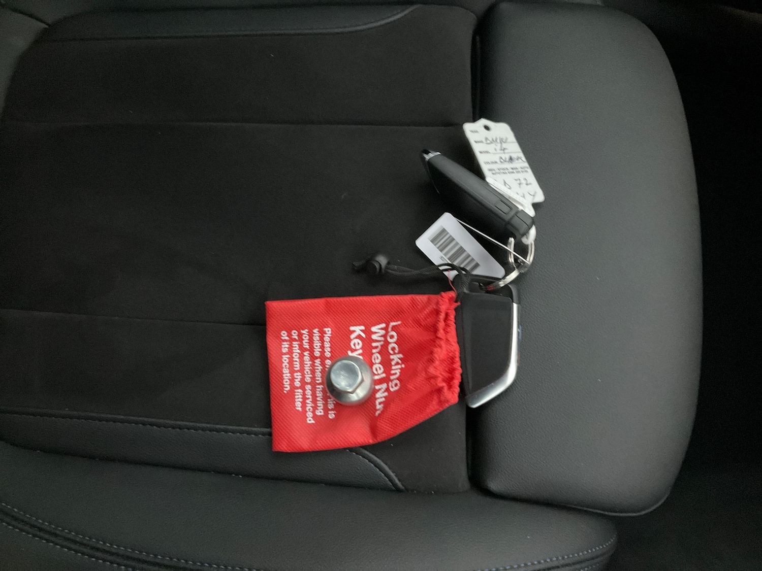 Used BMW i4 2022 for sale - 76663428: Photo 31