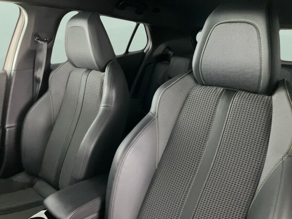 Used Peugeot E-2008 2023 for sale - 76271726: Photo 20