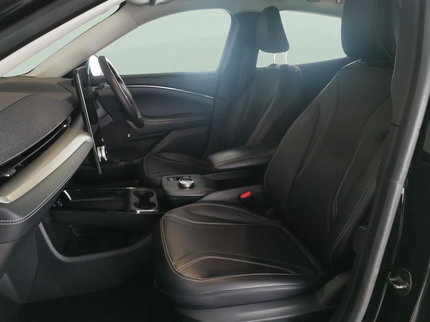 Used Ford Mustang Mach-E 2022 for sale - 77619642: Photo 4