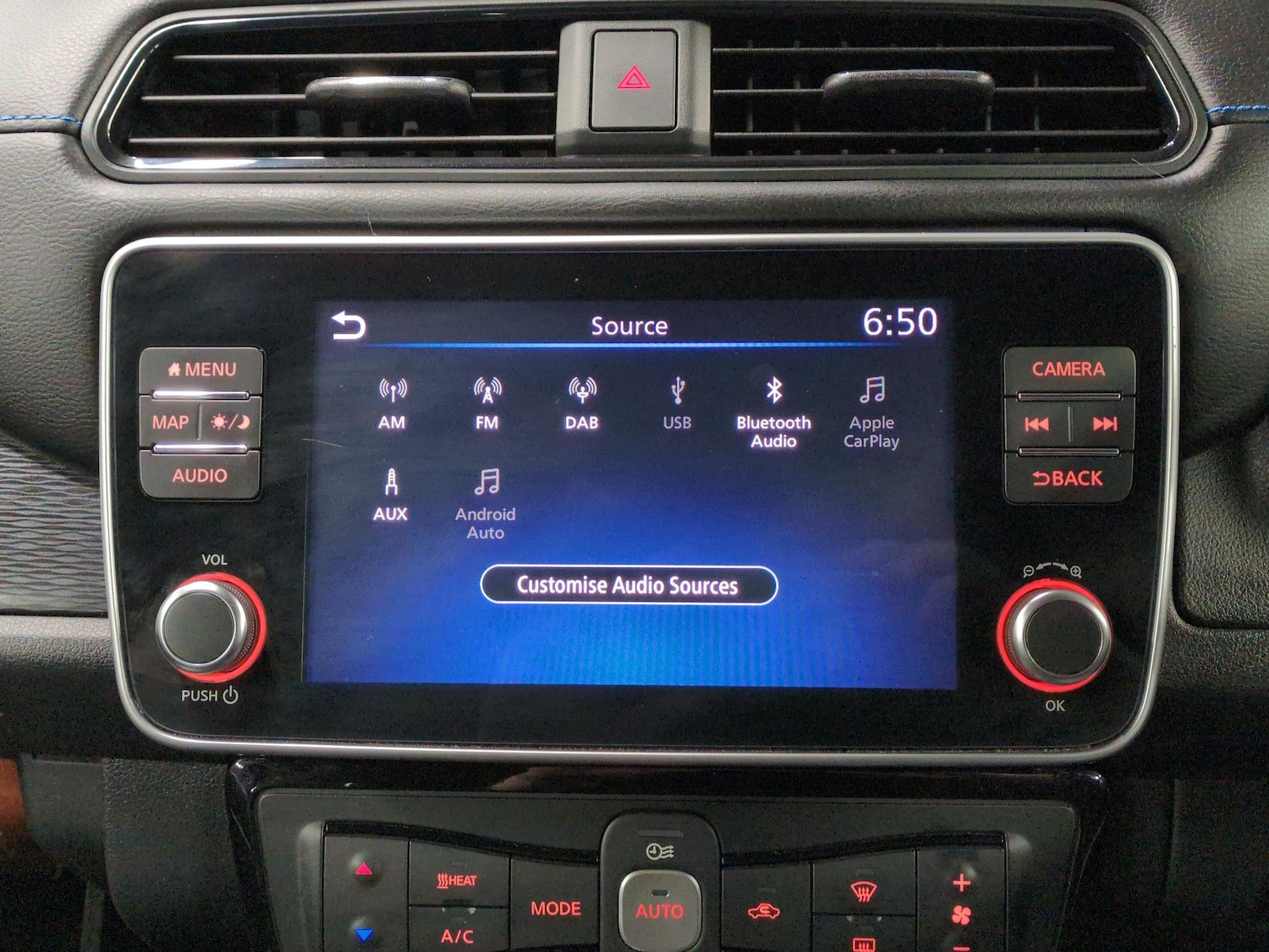 Used Nissan Leaf 2020 for sale - 77701755: Photo 15