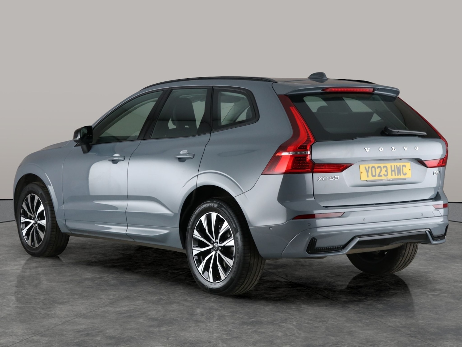 Used Volvo XC60 2023 for sale - 76638477: Photo 14