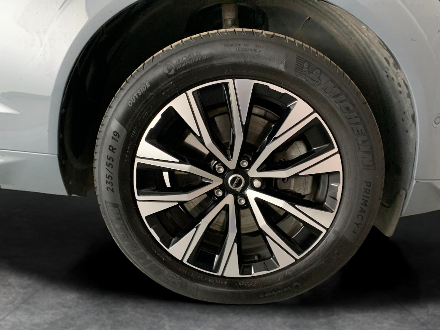 Used Volvo XC60 2023 for sale - 76638477: Photo 25