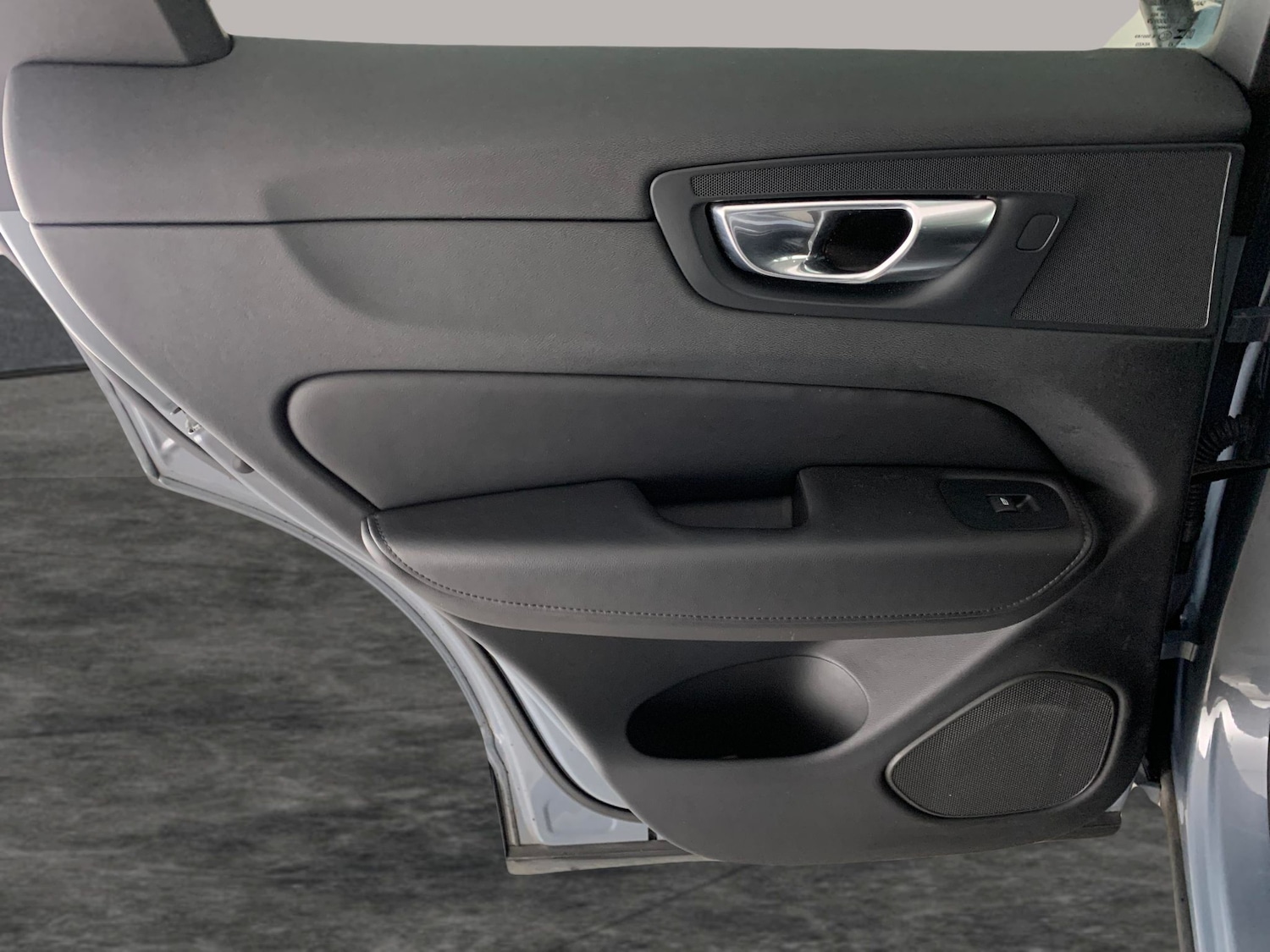 Used Volvo XC60 2023 for sale - 76638477: Photo 29