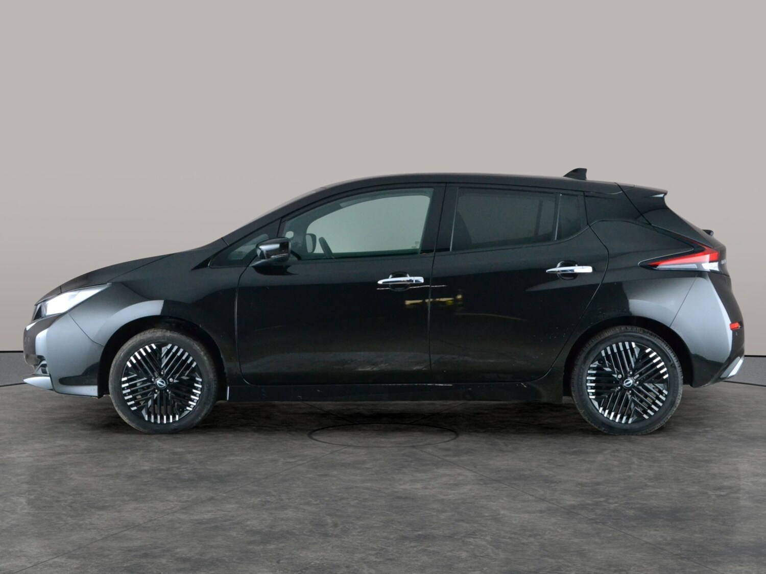 Used Nissan Leaf 2022 for sale - 77829671: Photo 13