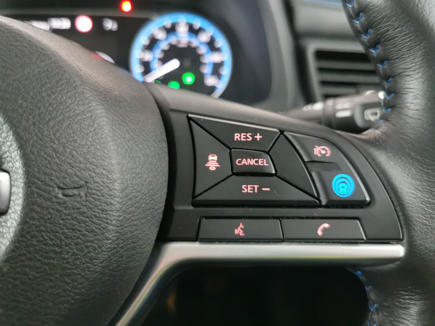 Used Nissan Leaf 2022 for sale - 77829671: Photo 25