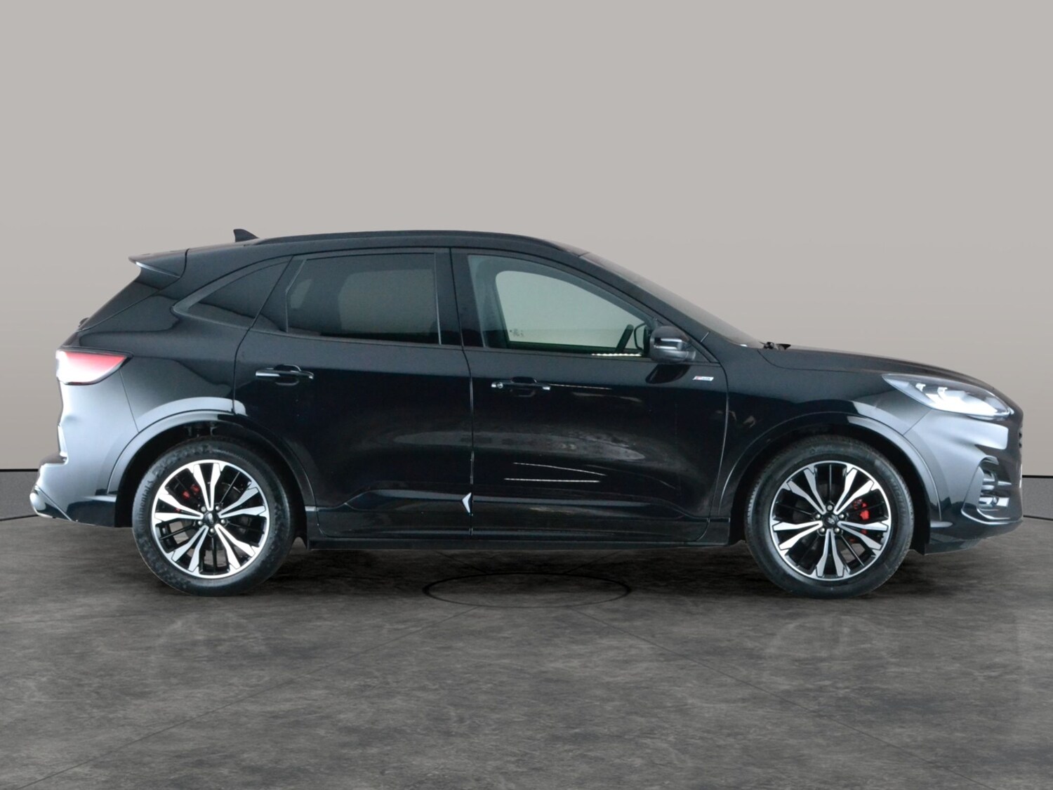 Used Ford Kuga 2023 for sale - 77472230: Photo 9