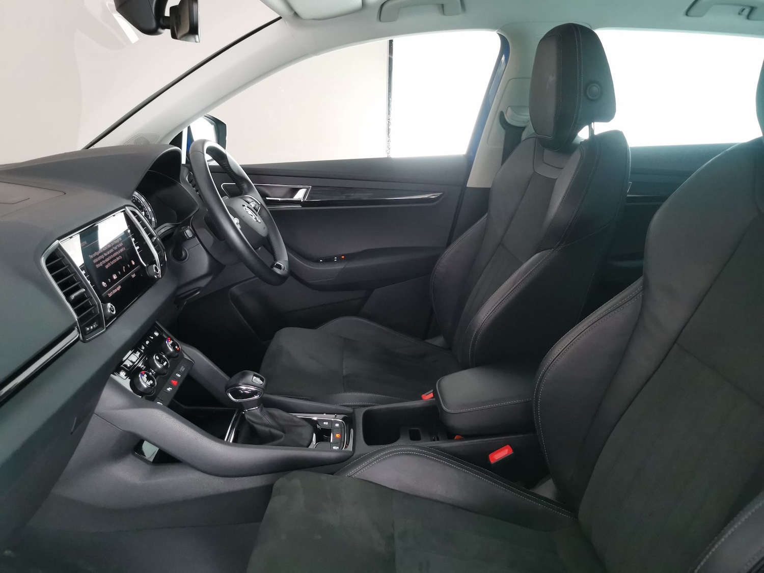 Used Skoda Karoq 2022 for sale - 77636443: Photo 4