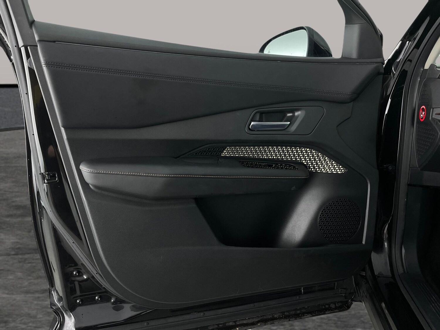 Used Nissan ARIYA 2023 for sale - 77476817: Photo 36