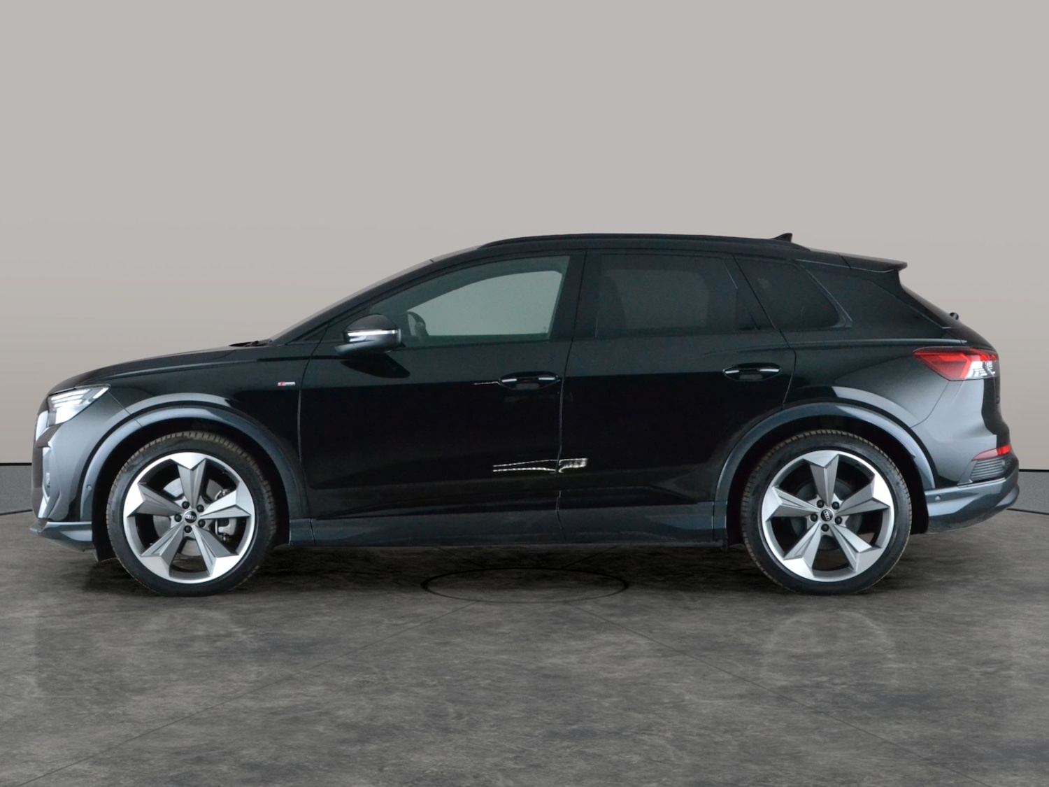 Used Audi Q4 e-tron 2024 for sale - 77995445: Photo 14