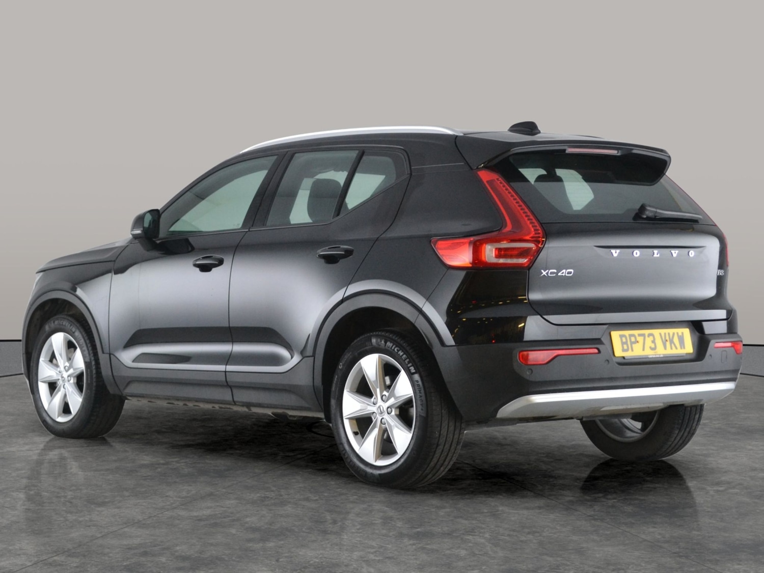 Used Volvo XC40 2024 for sale - 76842407: Photo 8