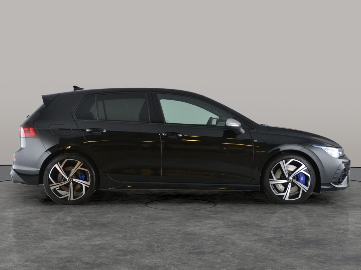 Used Volkswagen Golf 2024 for sale - 77975845: Photo 10