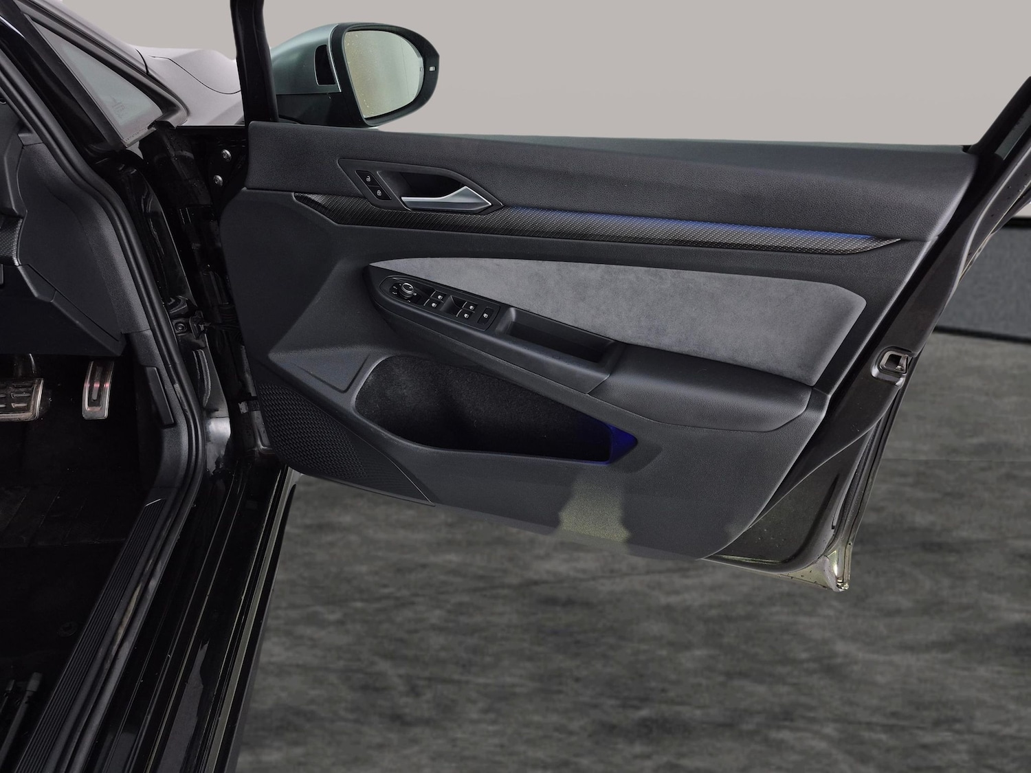 Used Volkswagen Golf 2024 for sale - 77975845: Photo 33