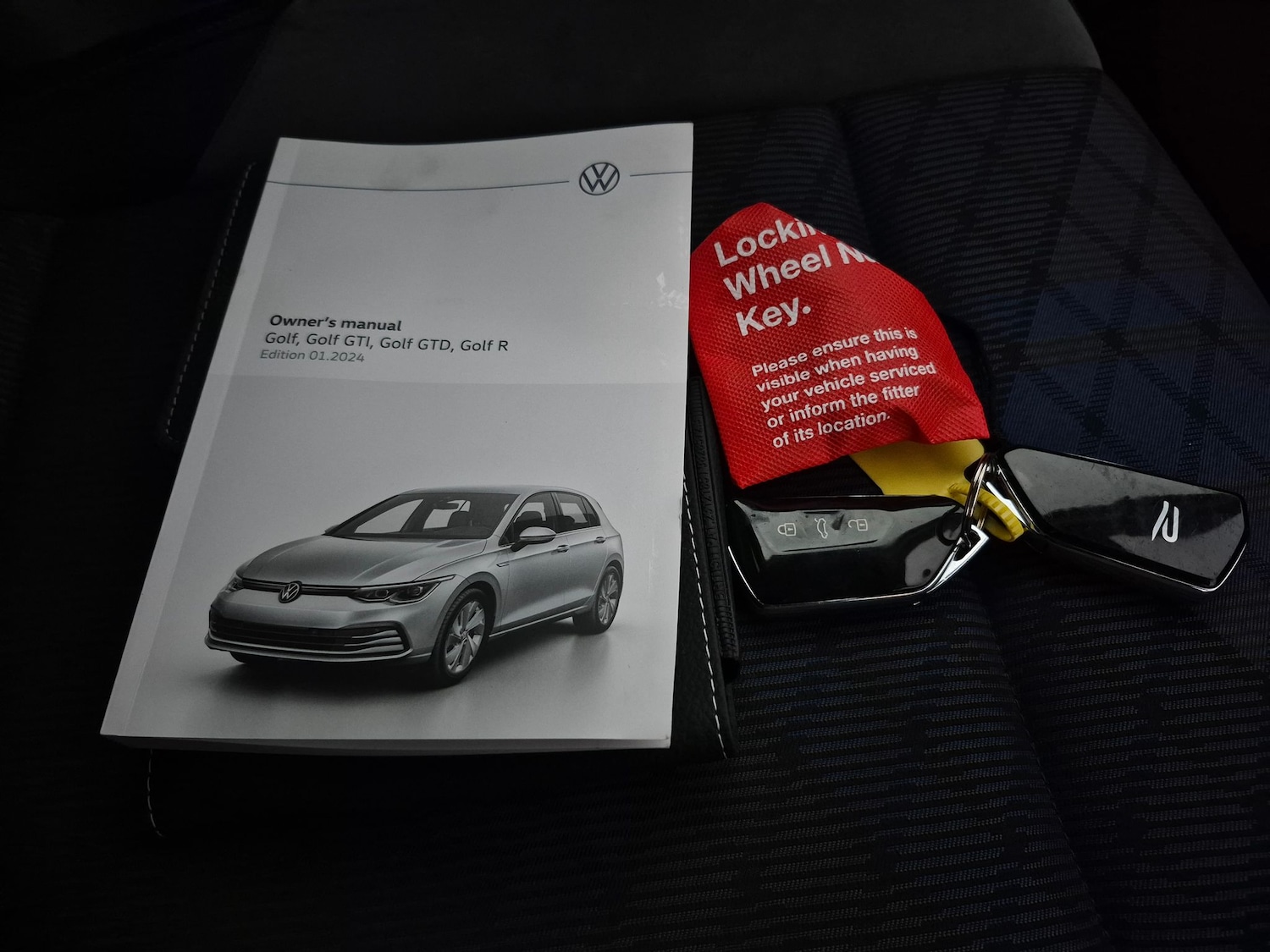 Used Volkswagen Golf 2024 for sale - 77975845: Photo 35