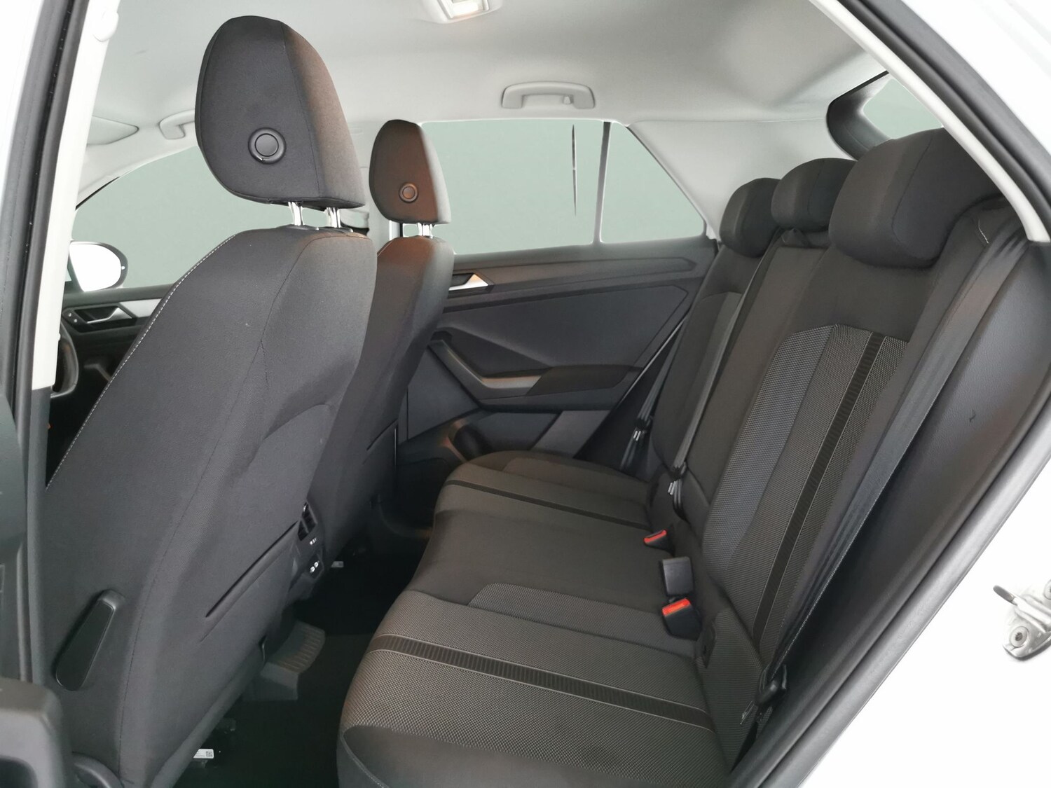 Used Volkswagen T-Roc for sale - 77829770: Photo 22