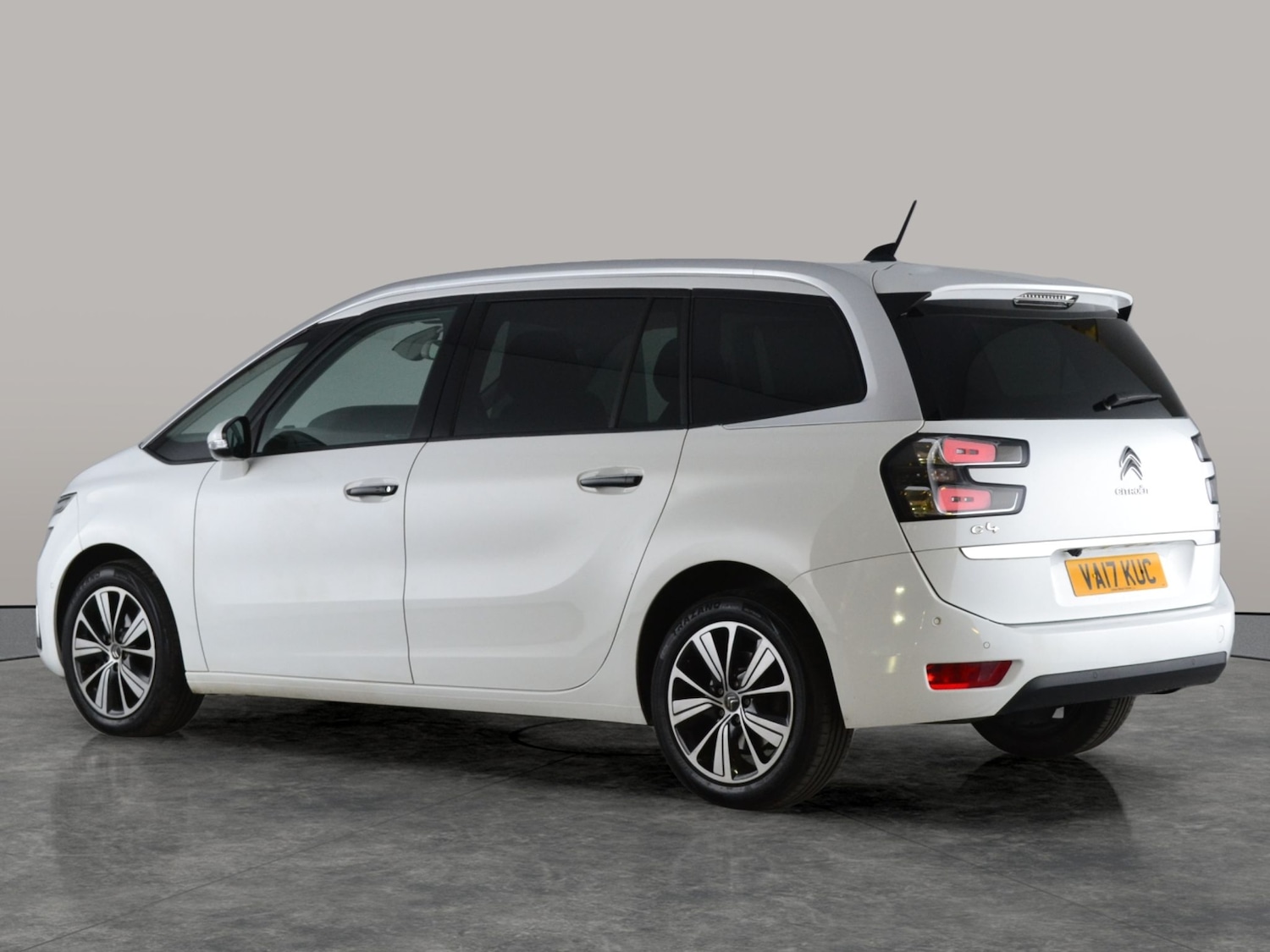 Used Citroen C4 Grand Picasso 2017 for sale - 76379203: Photo 11