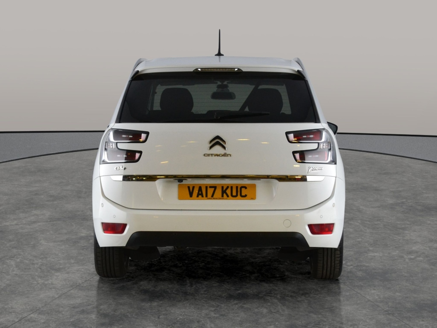 Used Citroen C4 Grand Picasso 2017 for sale - 76379203: Photo 12