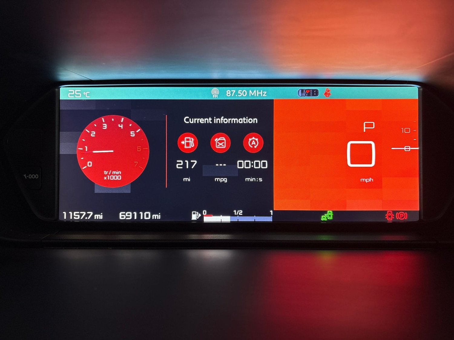 Used Citroen C4 Grand Picasso 2017 for sale - 76379203: Photo 27