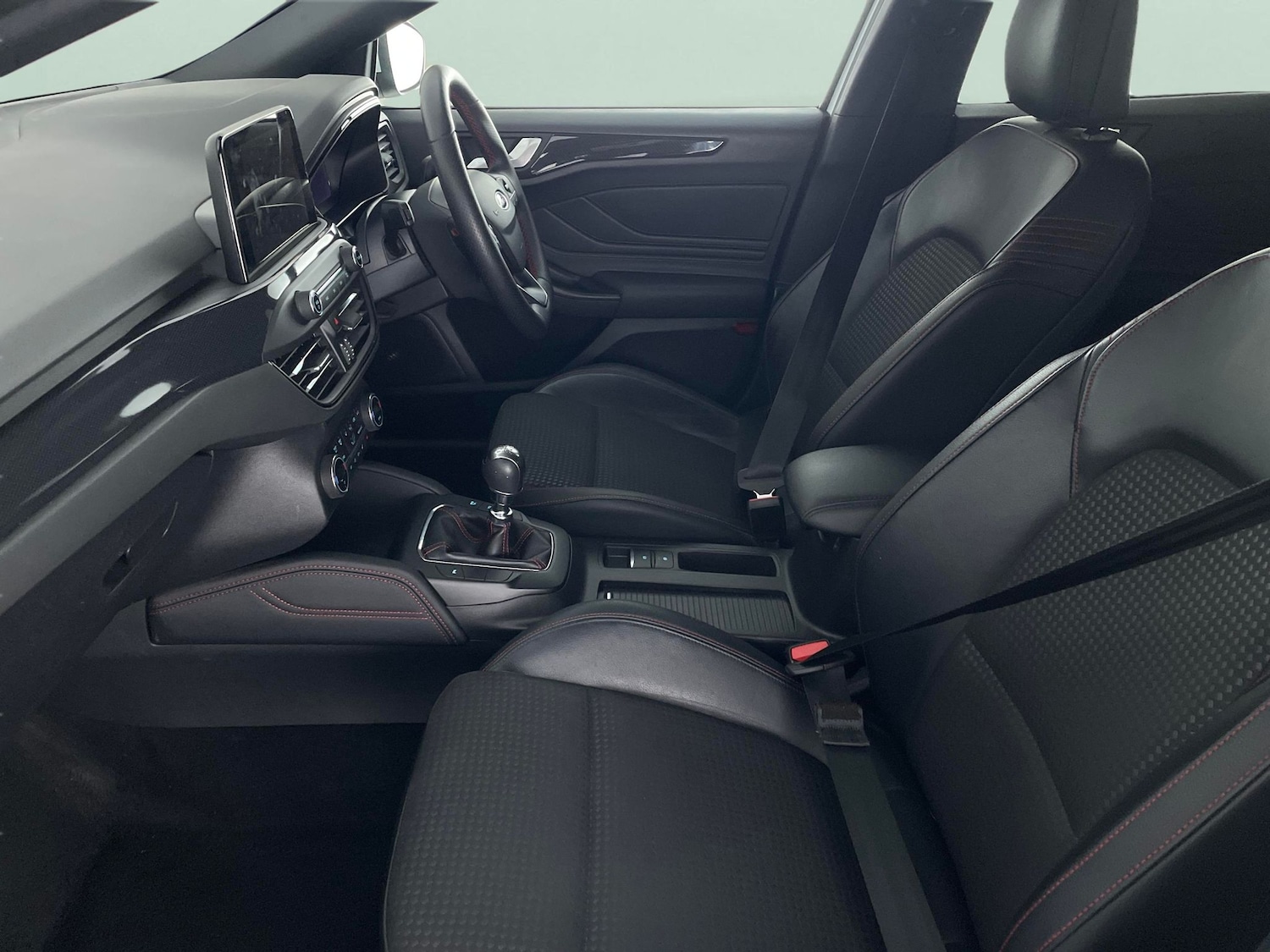 Used Ford Focus 2021 for sale - 76682137: Photo 4