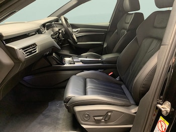 Used Audi e-tron 2023 for sale - 79473125: Photo