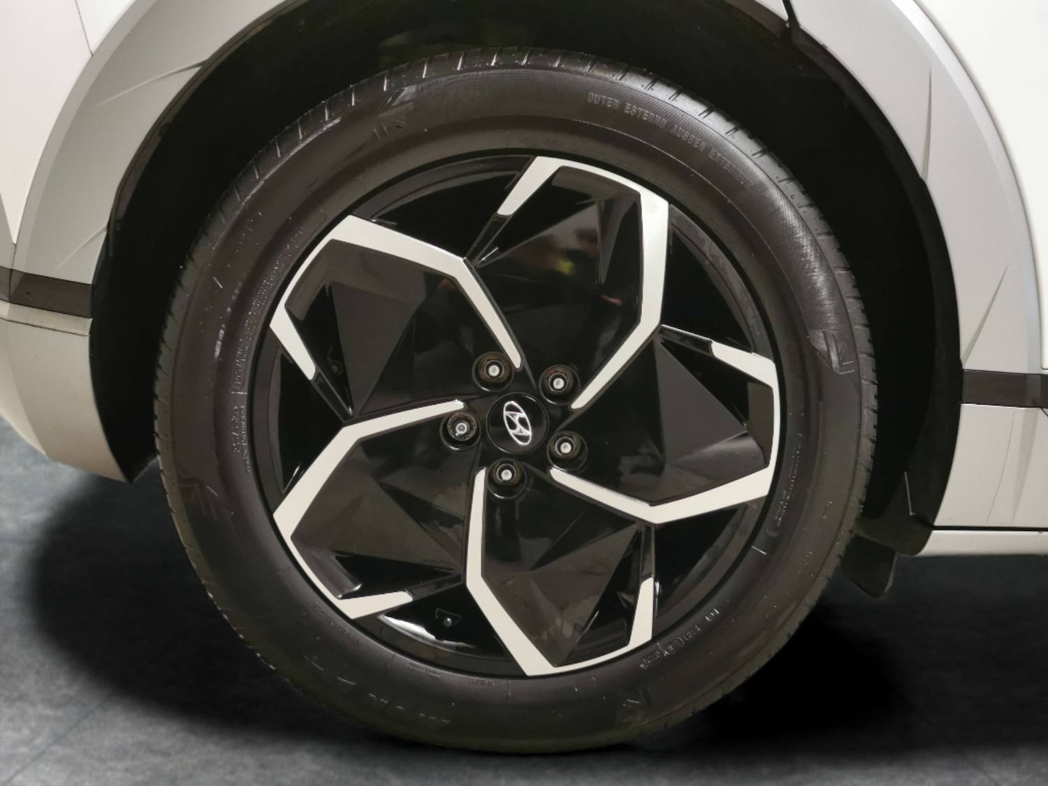 Used Hyundai IONIQ 5 2024 for sale - 77743975: Photo 25