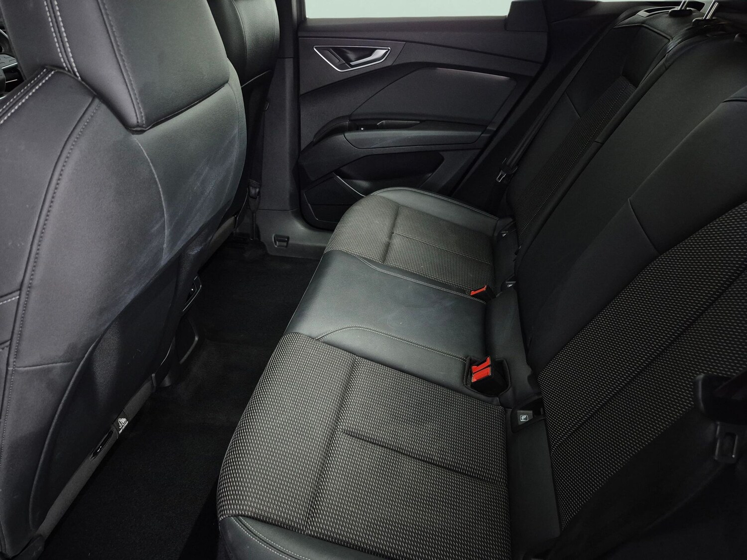 Used Audi Q4 e-tron 2023 for sale - 78140004: Photo 31