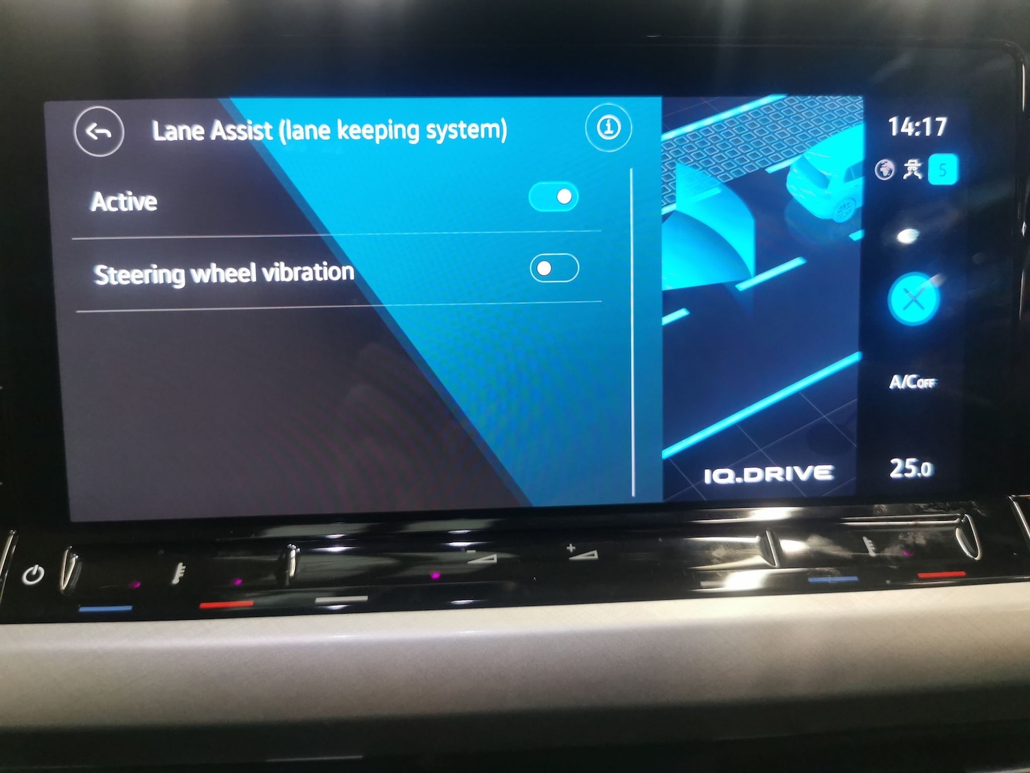 Used Volkswagen Golf 2023 for sale - 77055823: Photo 18