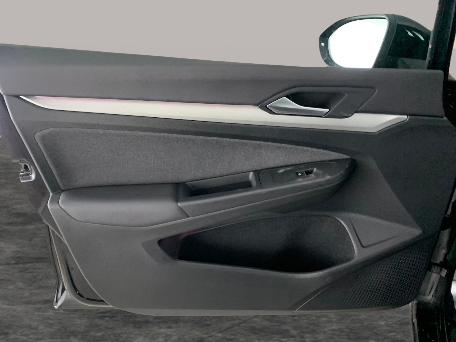 Used Volkswagen Golf 2023 for sale - 77055823: Photo 24