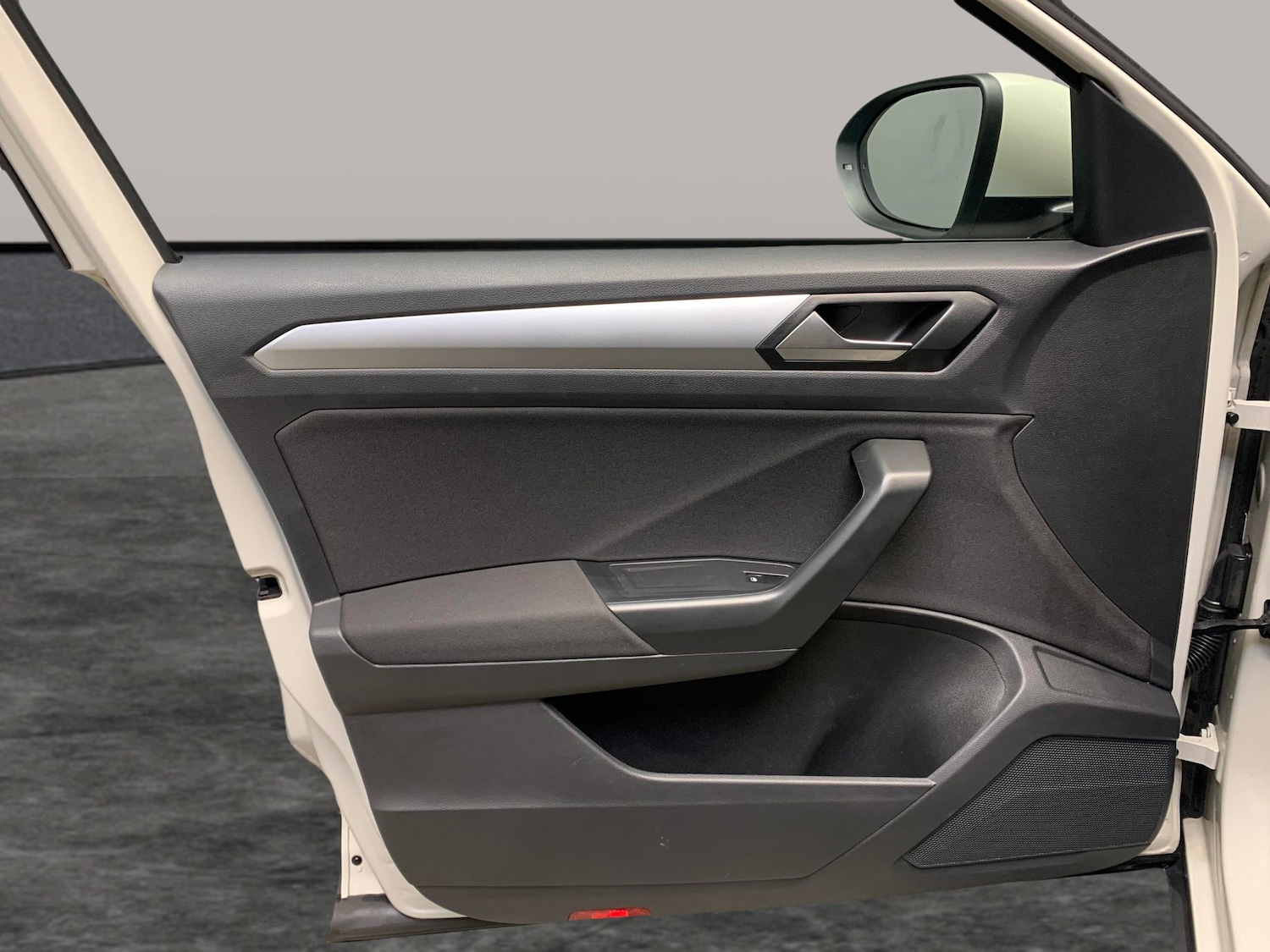 Used Volkswagen T-Roc 2022 for sale - 77833703: Photo 22