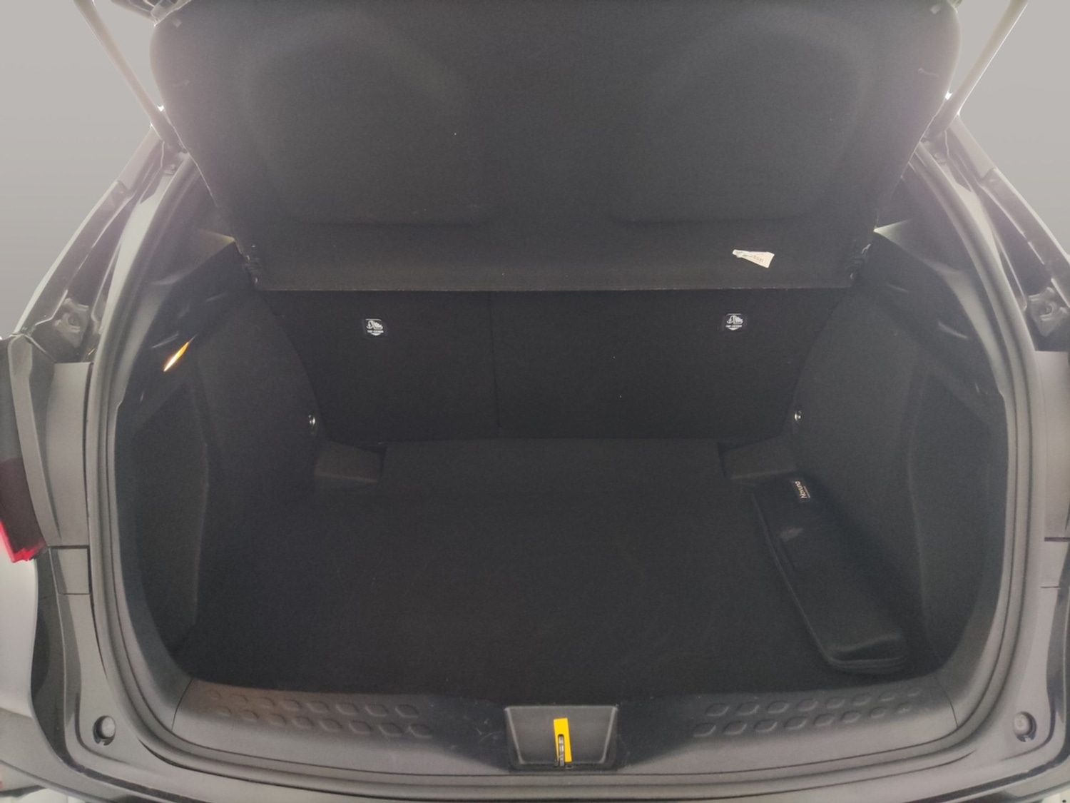 Used Toyota C-HR 2022 for sale - 77980729: Photo 28