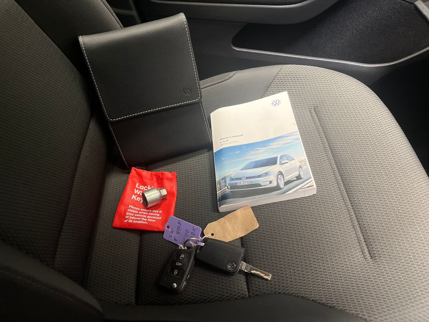 Used Volkswagen Golf 2020 for sale - 77743296: Photo 28