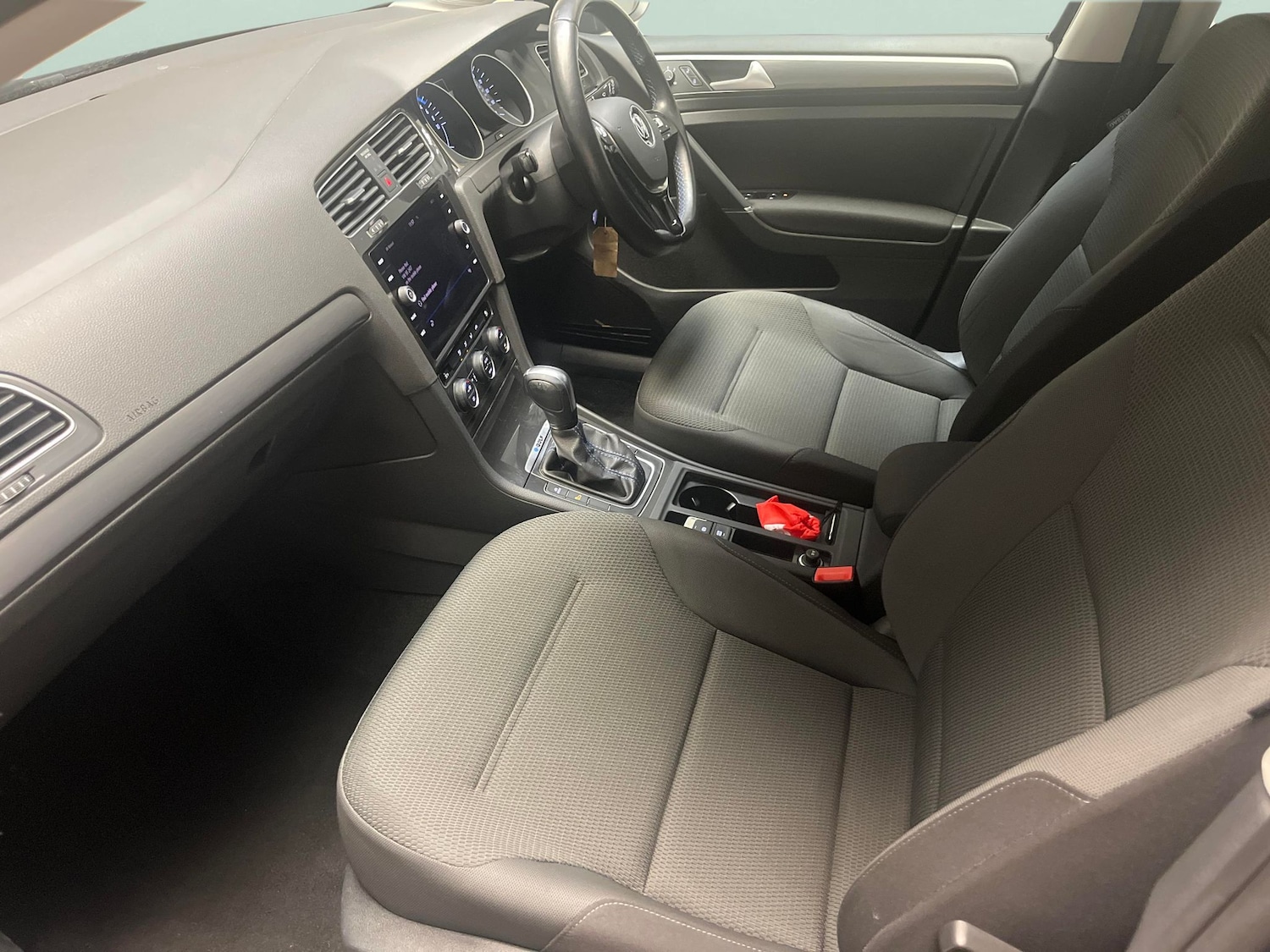 Used Volkswagen Golf 2020 for sale - 77743296: Photo 4