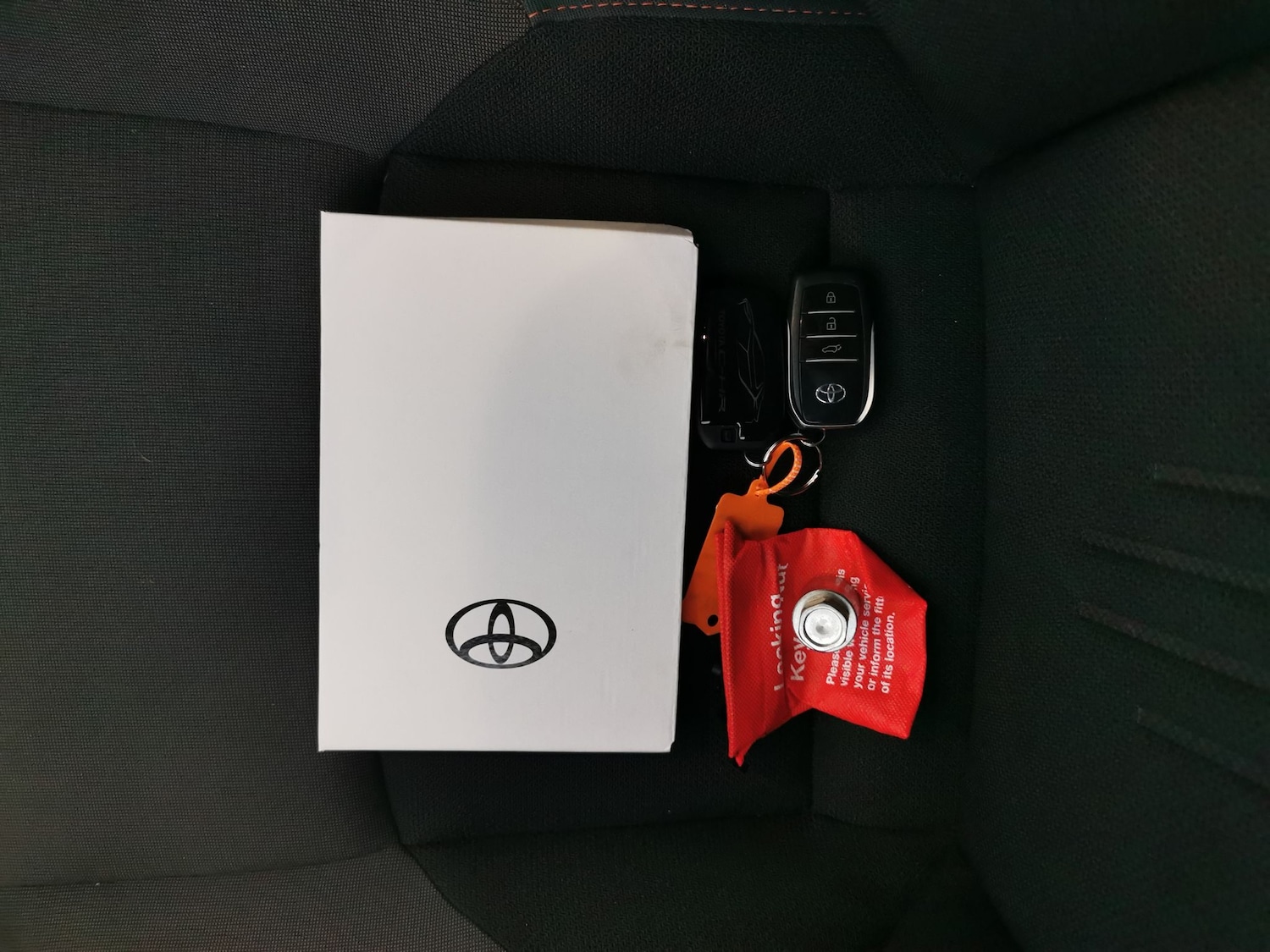 Used Toyota C-HR for sale - 77311162: Photo 31