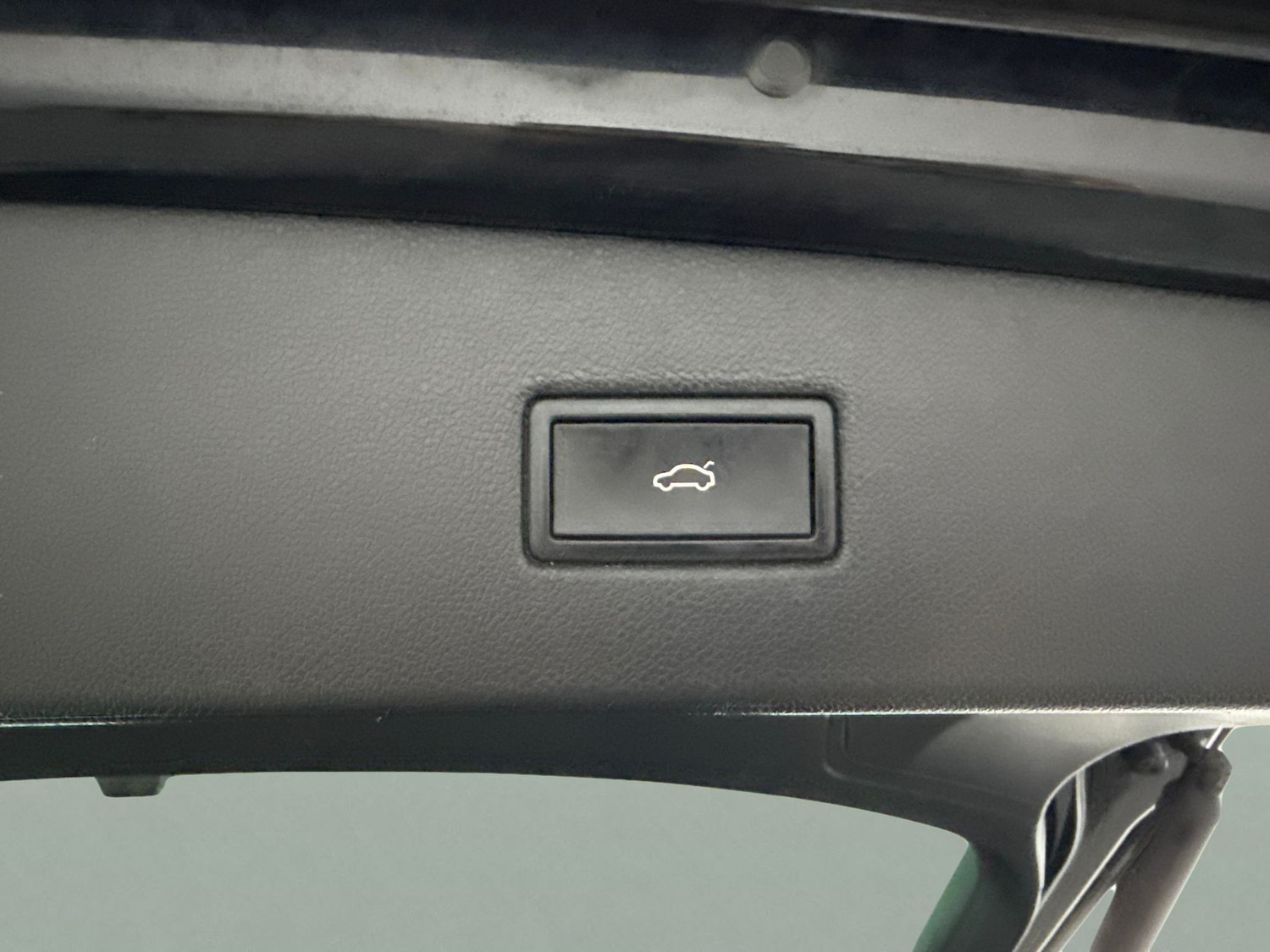 Used Volkswagen Tiguan 2020 for sale - 77896676: Photo 15