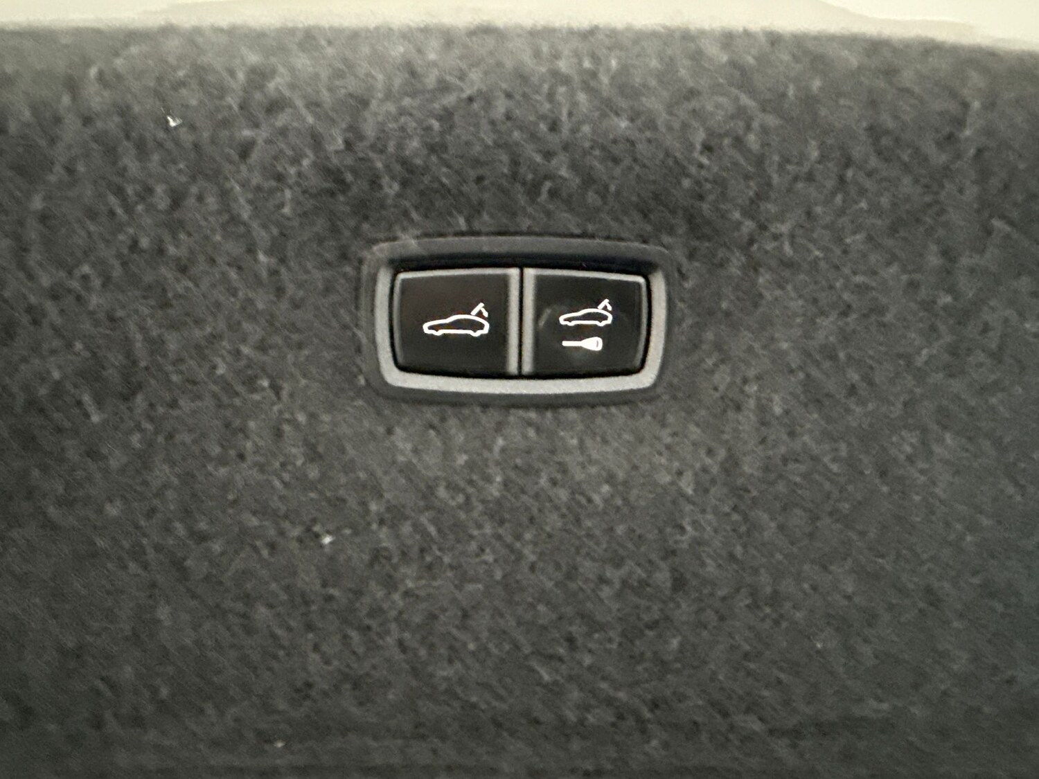 Used Porsche Taycan 2023 for sale - 77903717: Photo 17