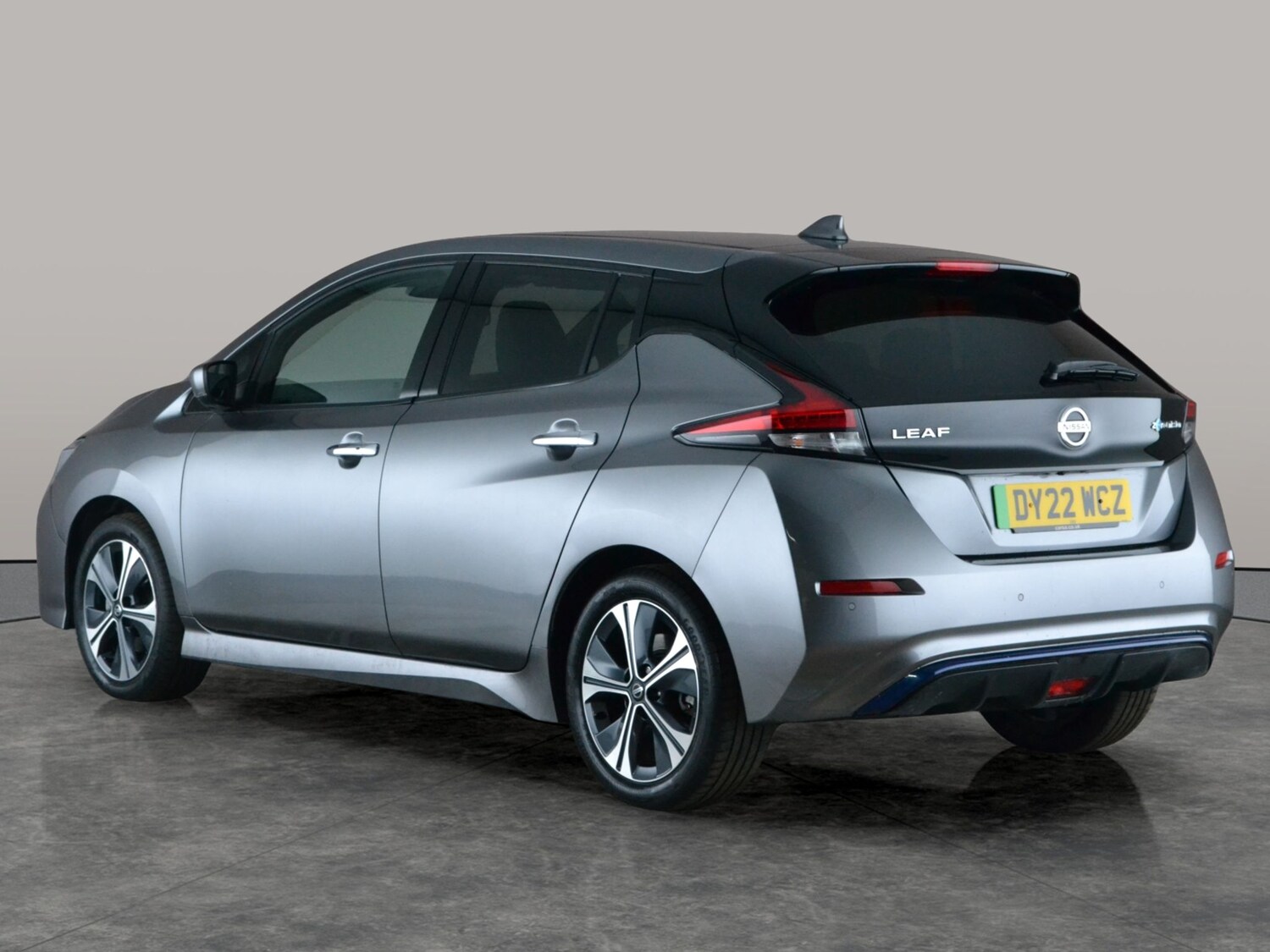 Used Nissan Leaf 2022 for sale - 77842019: Photo 13