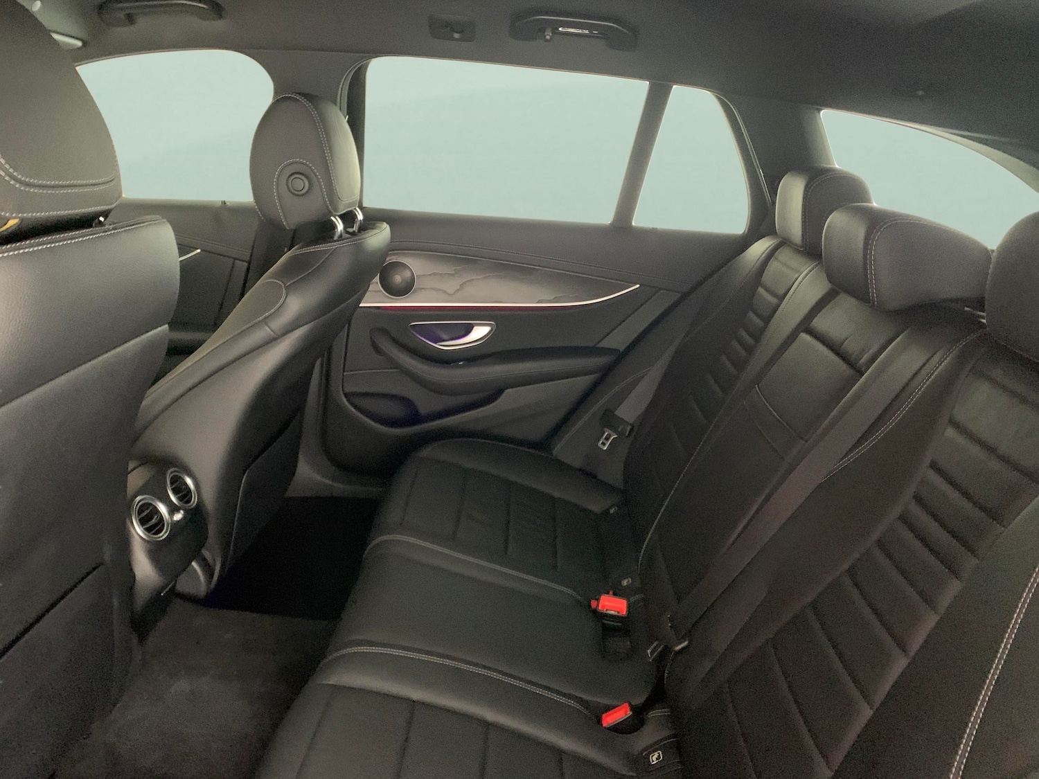 Used Mercedes-Benz E Class 2019 for sale - 76984456: Photo 30