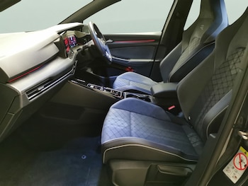 Used Volkswagen Golf 2022 for sale - 76984500: Photo