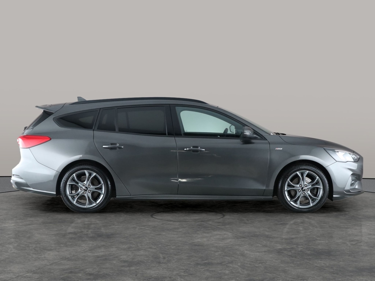 Used Ford Focus 2020 for sale - 76980431: Photo 8