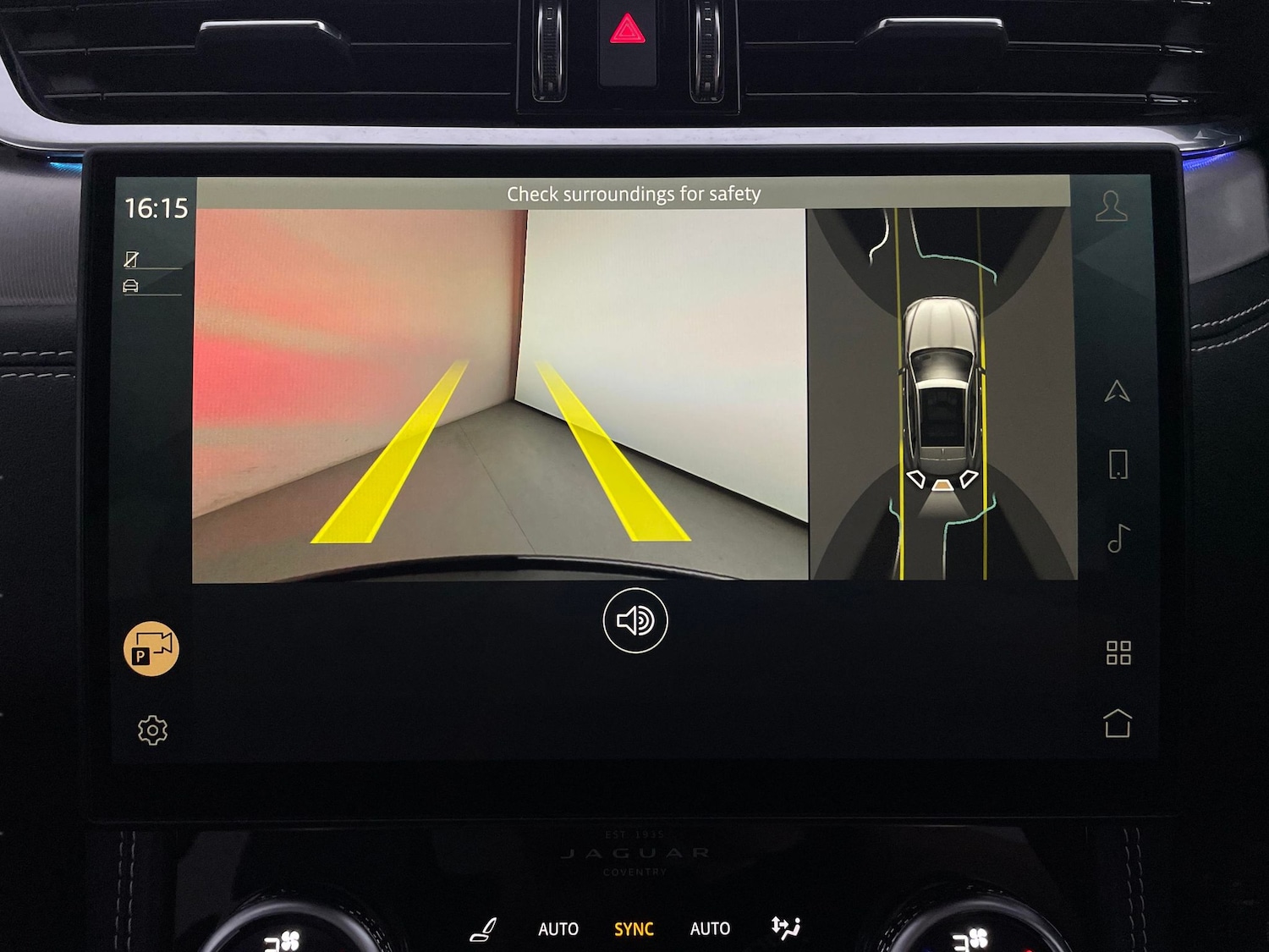 Used Jaguar F-Pace 2023 for sale - 76696836: Photo 25